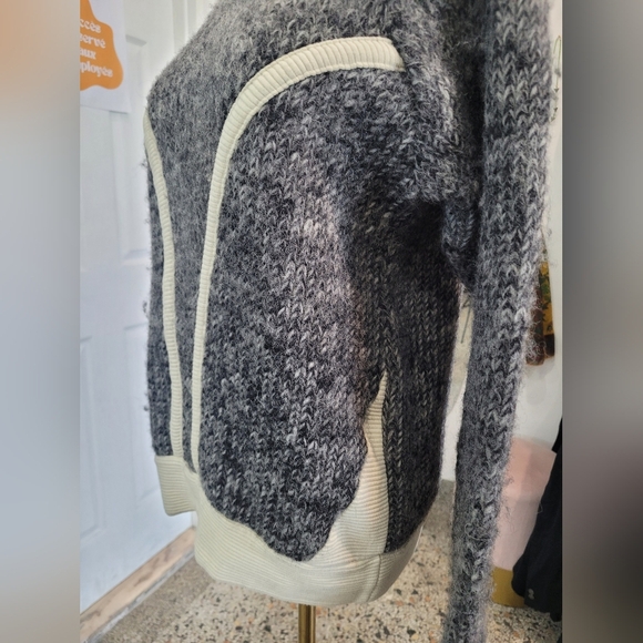 Zara Wool Gray and White Women's Sweater - Picture 4 of 7